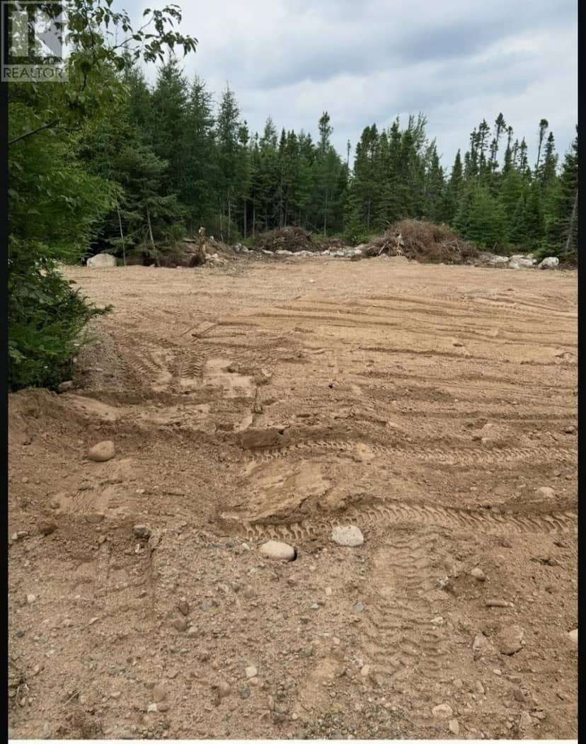 8A Sandy Stream Road — photo 3 of 8