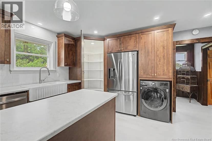 664 Otis Drive — photo 17 of 40