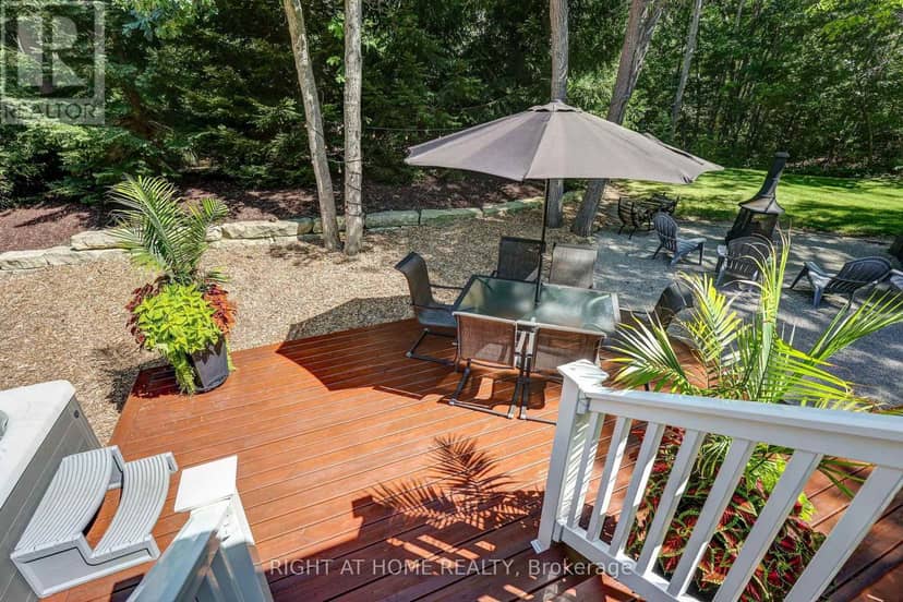 10047 Jennison Crescent — photo 32 of 40
