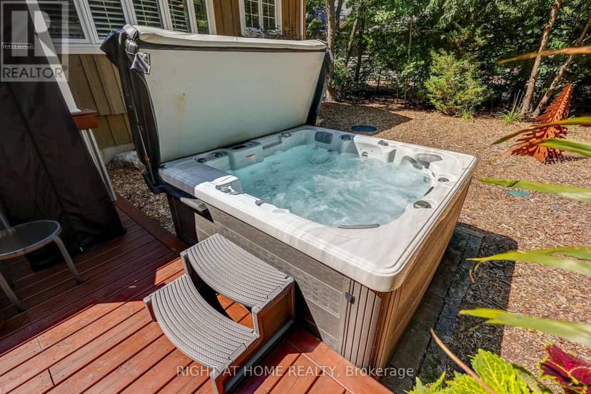 10047 Jennison Crescent — photo 36 of 40