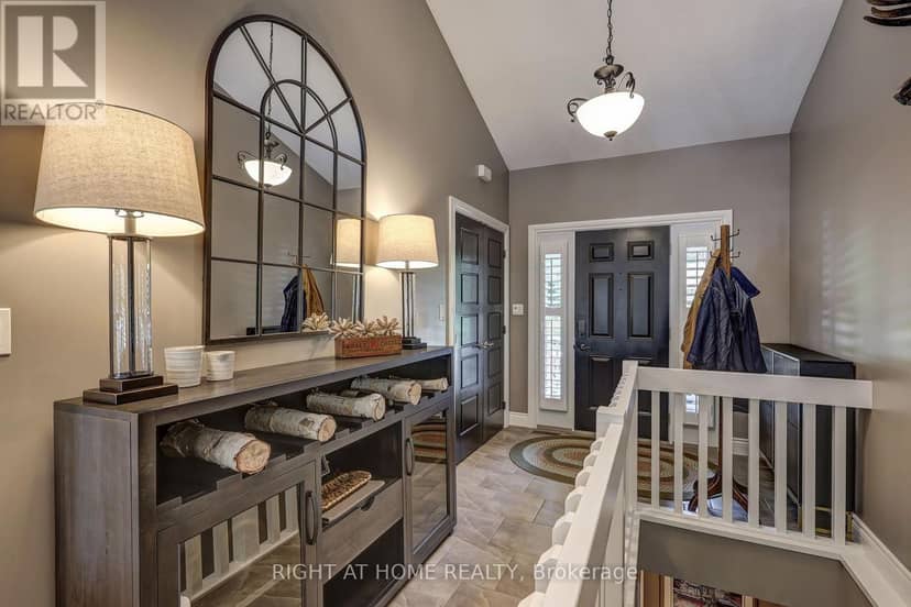10047 Jennison Crescent — photo 5 of 40