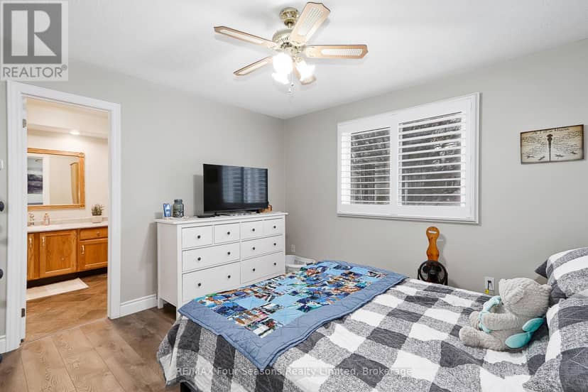 218 Datas Drive — photo 19 of 40