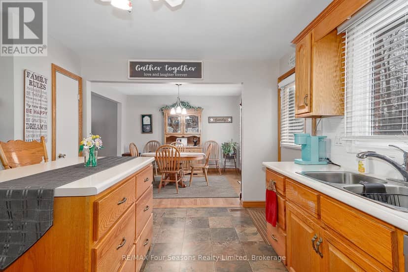 218 Datas Drive — photo 16 of 40