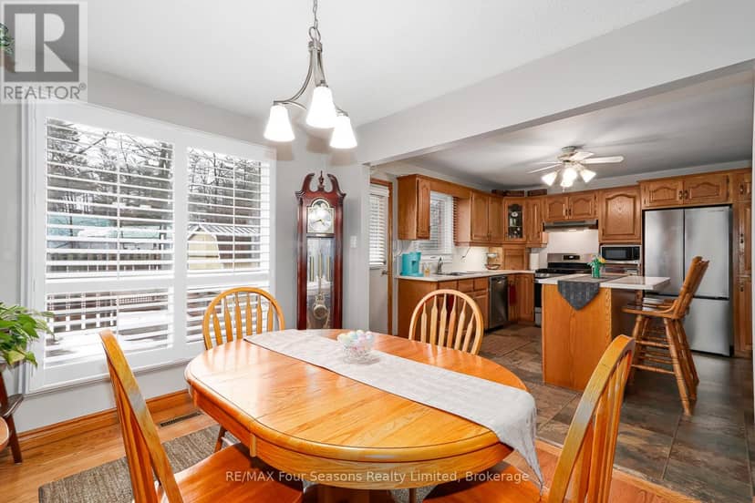 218 Datas Drive — photo 14 of 40