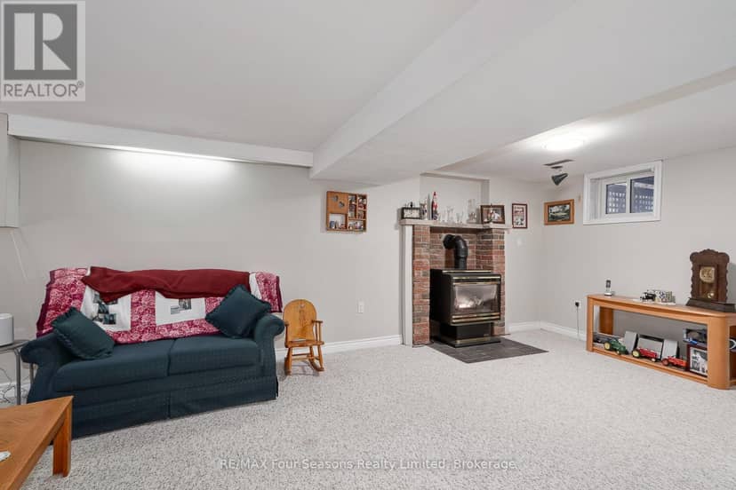 218 Datas Drive — photo 32 of 40