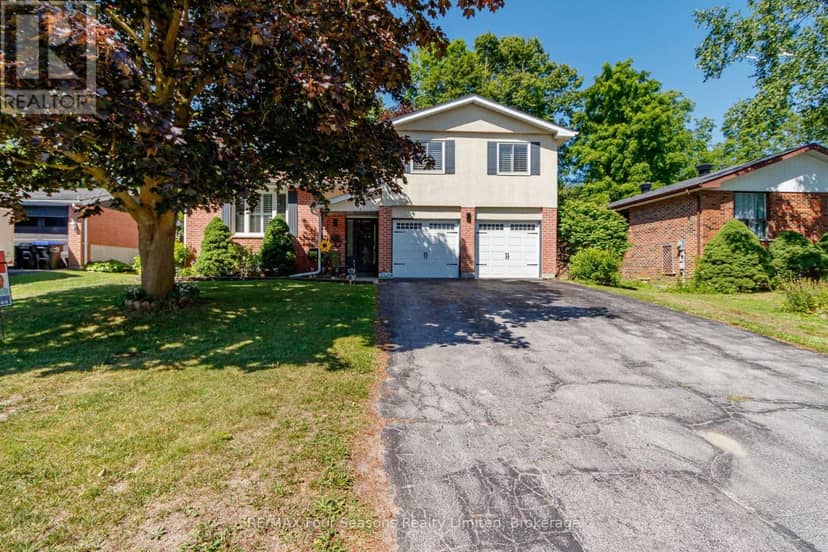 218 Datas Drive — photo 4 of 40