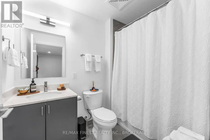 801 - 223 Princess Street — photo 17 of 40