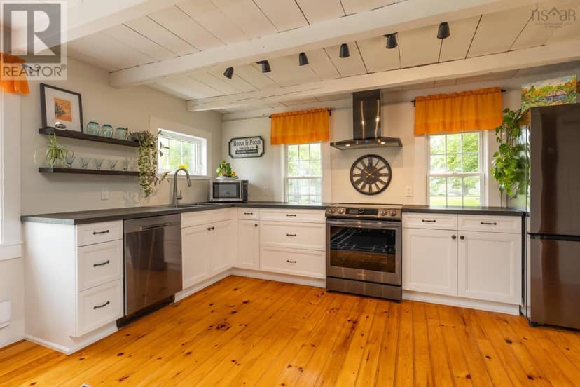 61 Horatio Wood Road — photo 7 of 40