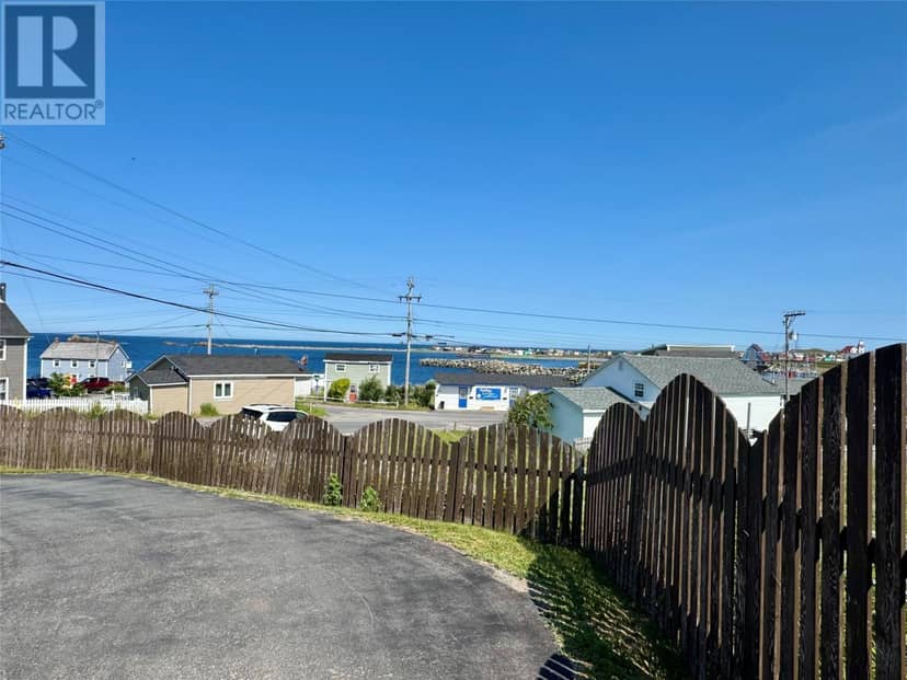 3 John Cabot Drive — photo 8 of 24