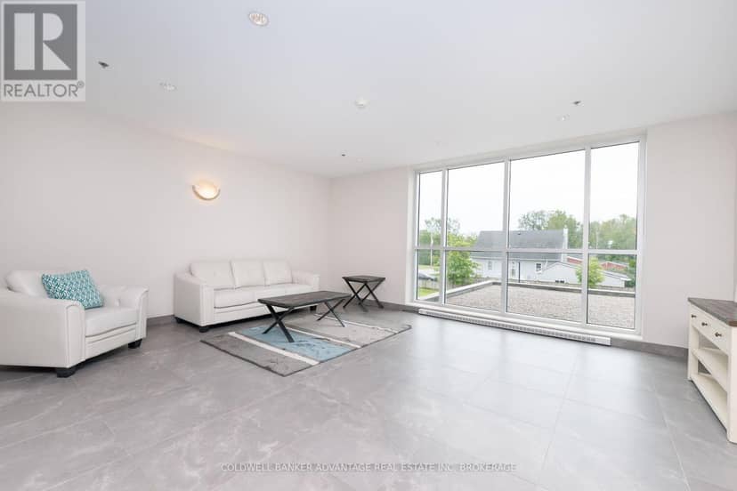306 - 529 South Pelham Road — photo 18 of 30
