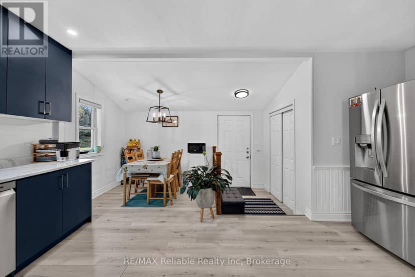 39 Main Street E — photo 15 of 40