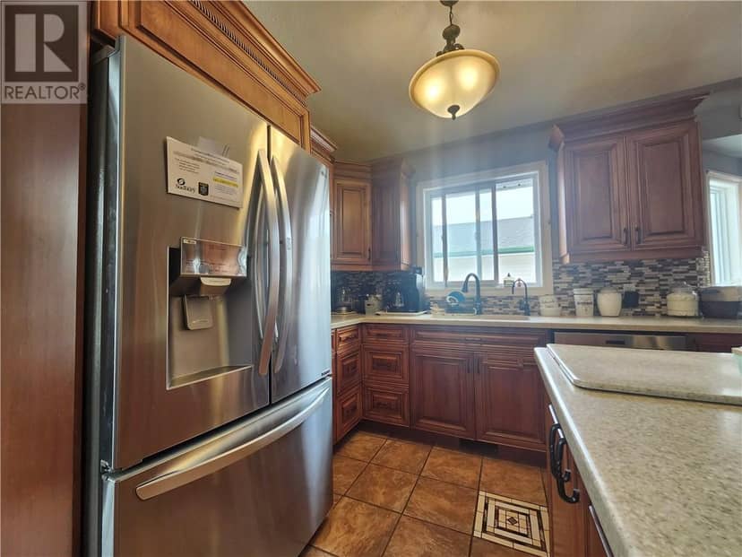 3637 Keith Avenue — photo 12 of 37