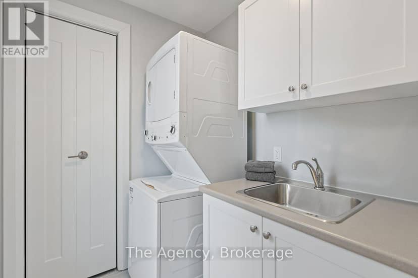 39 - 2054 Peninsula Road — photo 33 of 40