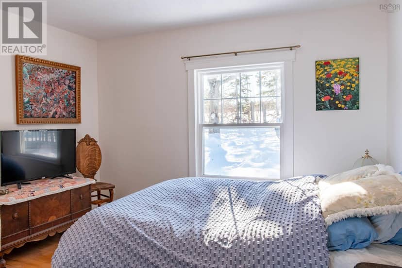 1407 North Shore Road — photo 15 of 35
