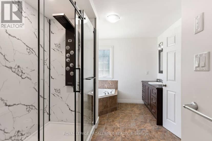 7 Albert Street — photo 23 of 40