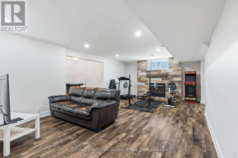 7 Albert Street — photo 30 of 40