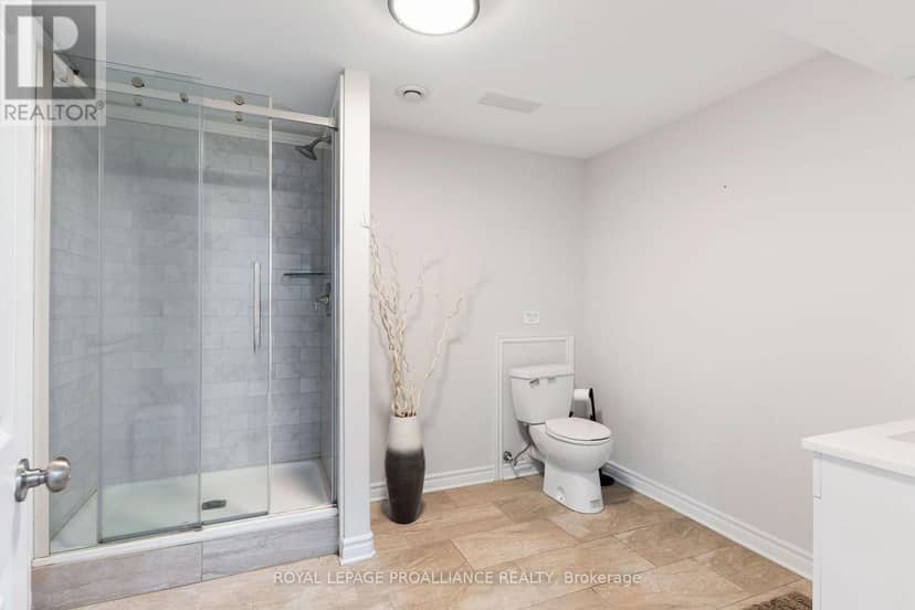 7 Albert Street — photo 34 of 40