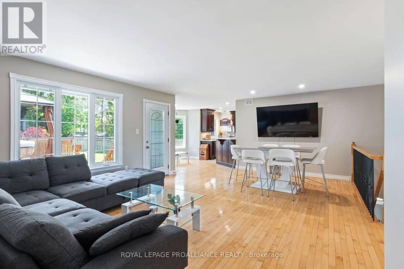 7 Albert Street, Edwardsburgh/Cardinal, photo 6