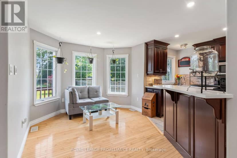 7 Albert Street — photo 9 of 40