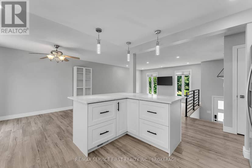 19 Heritage Drive — photo 11 of 40