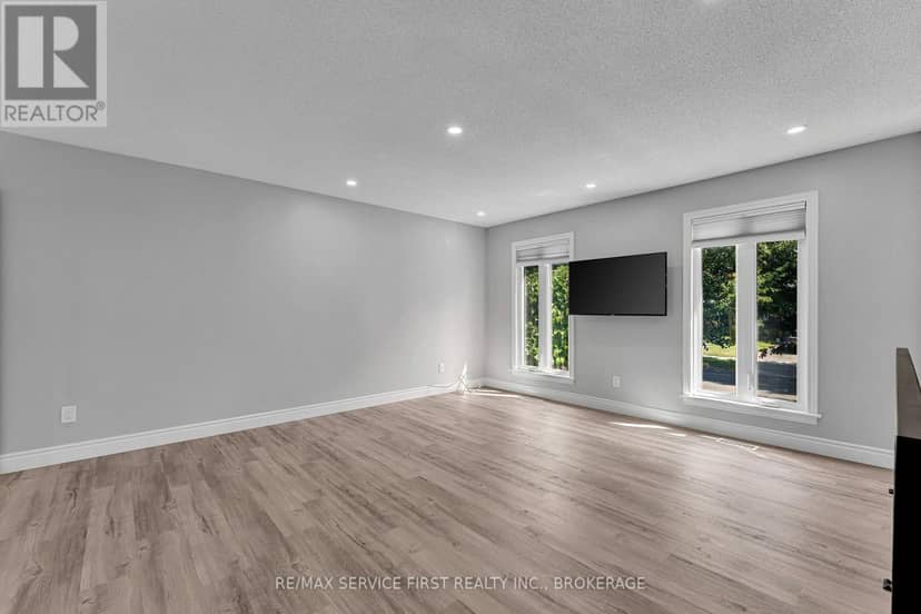 19 Heritage Drive — photo 5 of 40
