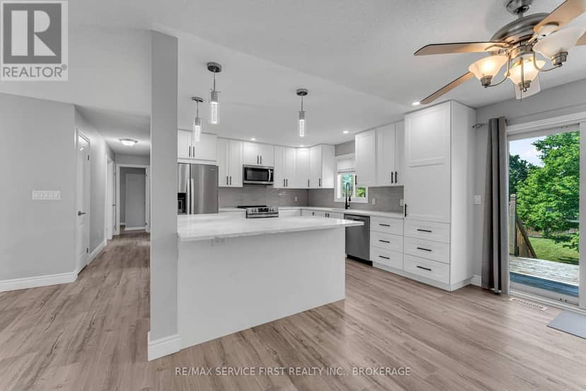 19 Heritage Drive — photo 8 of 40