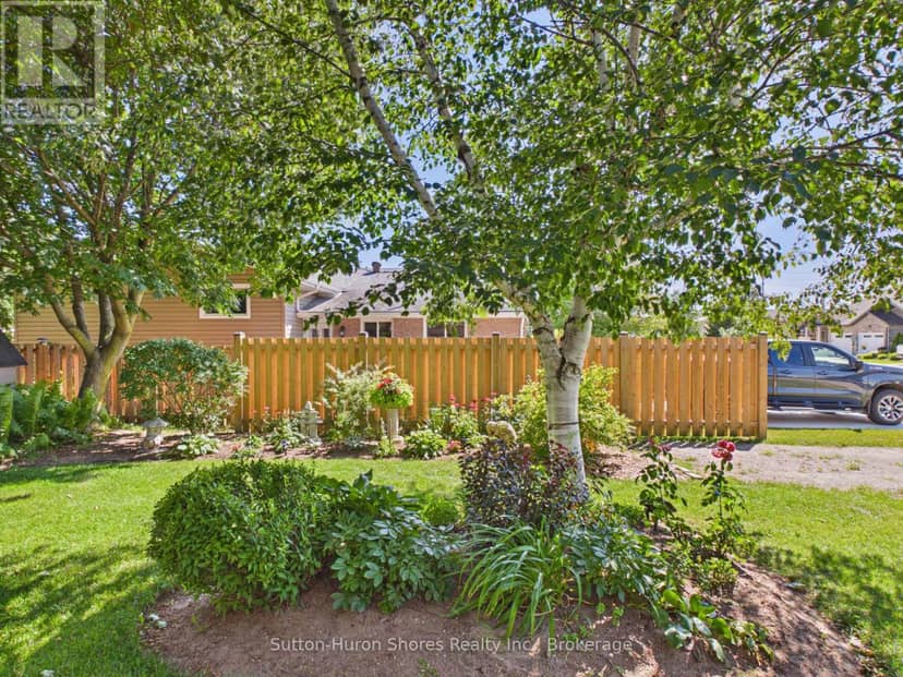 762 Bradford Street — photo 7 of 40