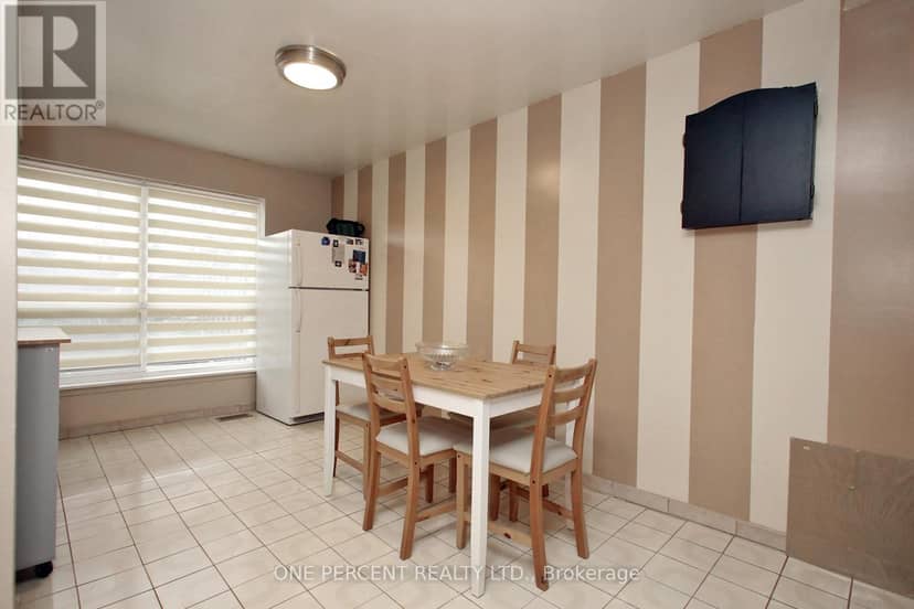 3074 Merritt Avenue — photo 11 of 25