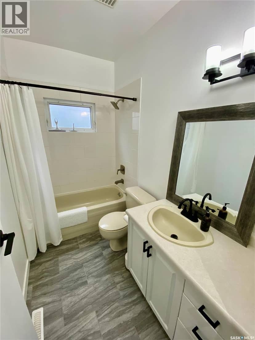 837 Prospect AVENUE — photo 16 of 40
