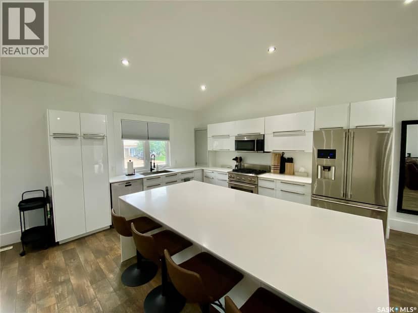 837 Prospect AVENUE, Oxbow, photo 5