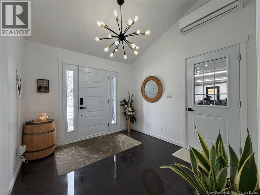 42 Chouinard Street, Saint-Quentin, photo 2