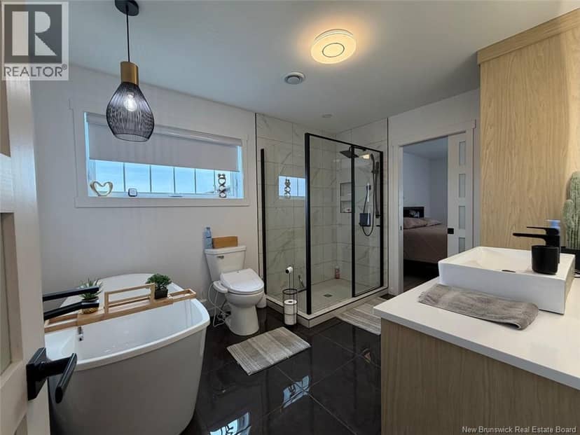 42 Chouinard Street — photo 12 of 38