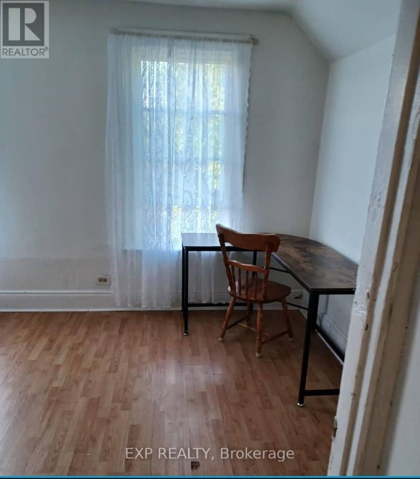 12 Mayflower Avenue — photo 9 of 12