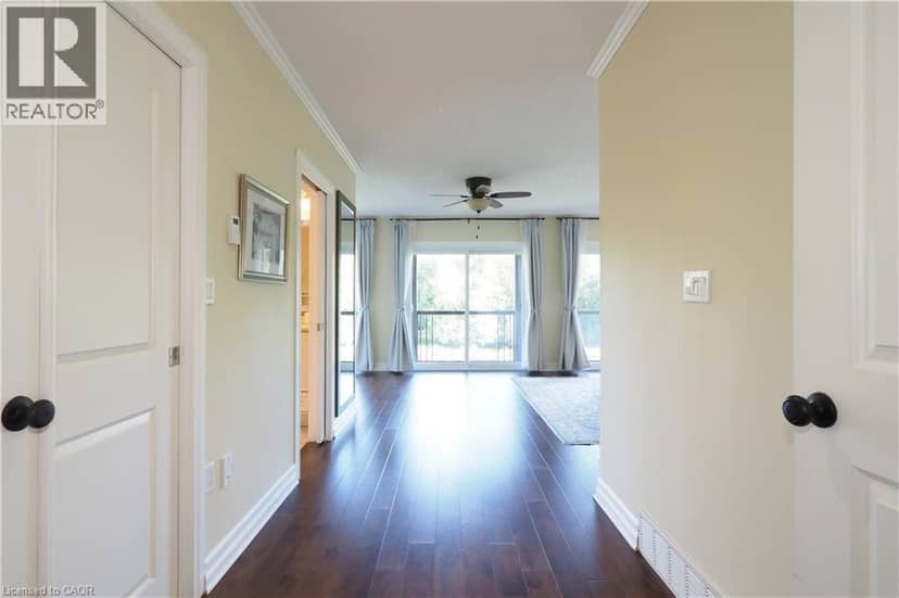 530 ST ANDREW Street E — photo 22 of 40