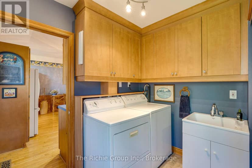 15 Emma Street — photo 20 of 40