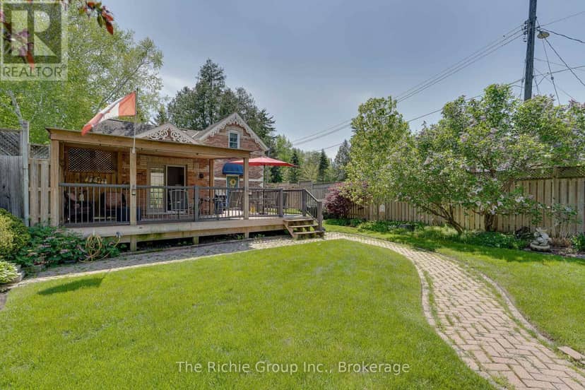 15 Emma Street — photo 30 of 40