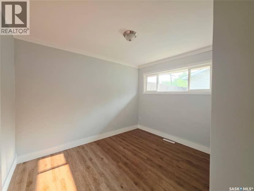 333 Elphinstone STREET — photo 13 of 24