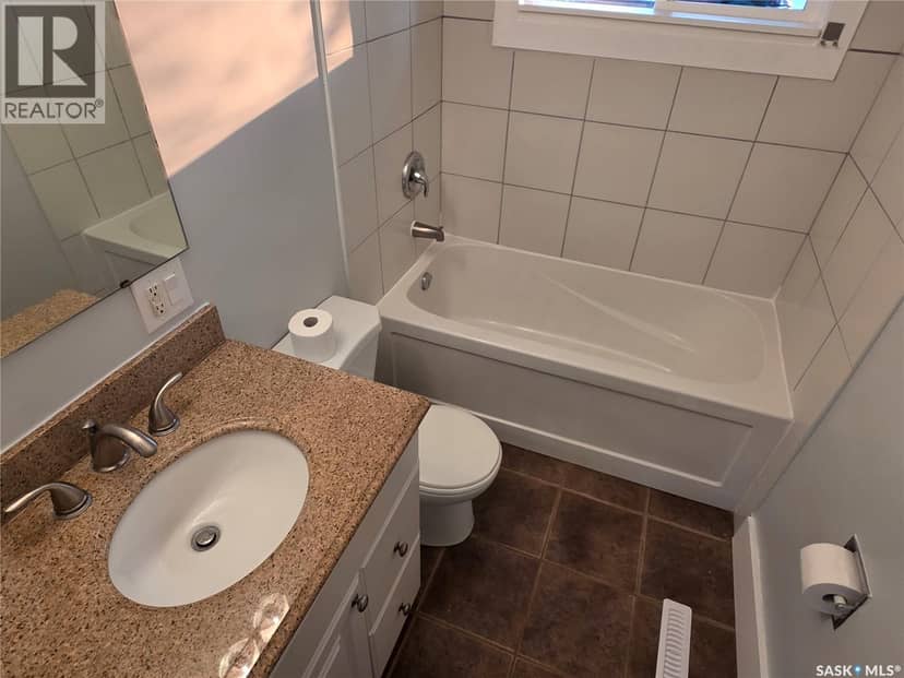 333 Elphinstone STREET — photo 18 of 24