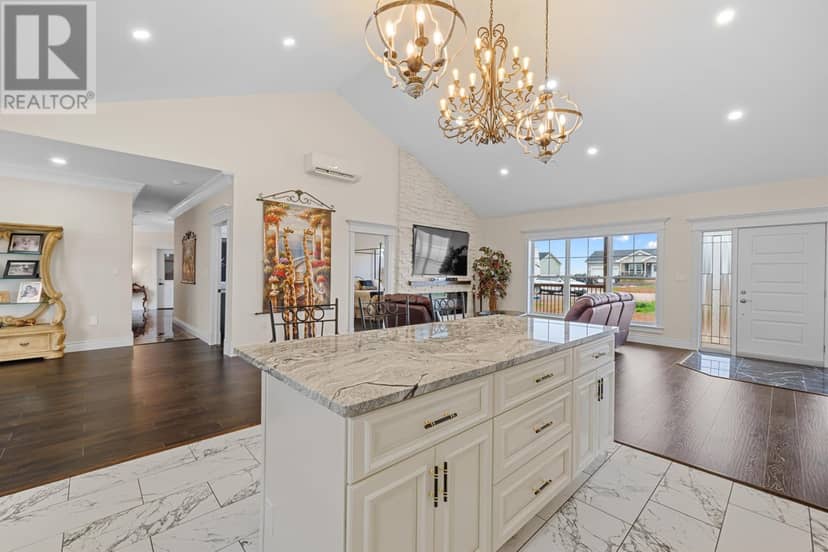 29 Laughlin Street — photo 13 of 40