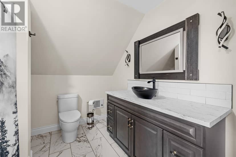 29 Laughlin Street — photo 34 of 40