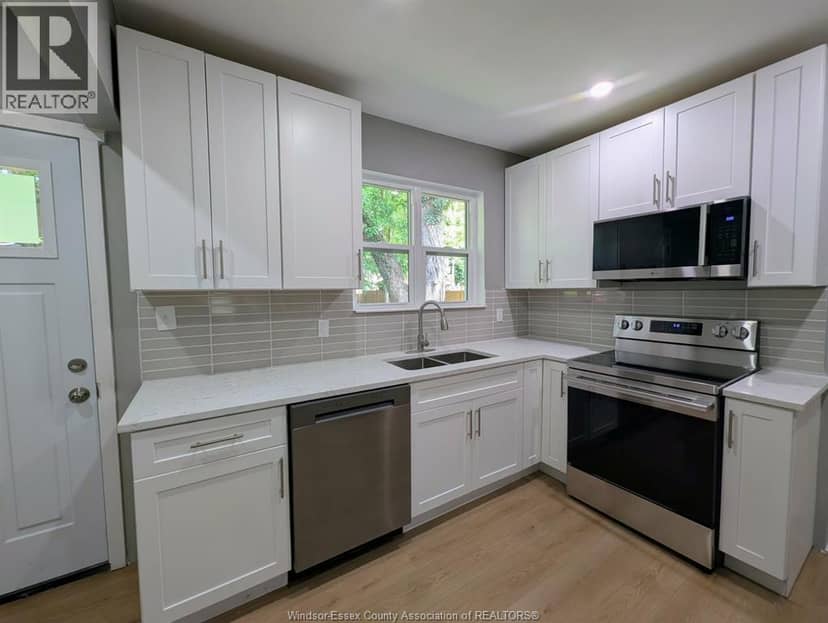 1484 Victoria Avenue — photo 9 of 36