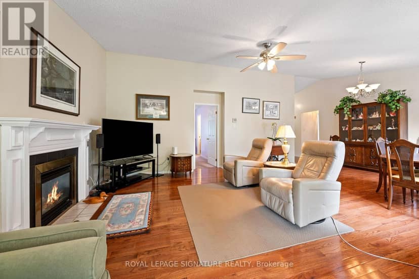 9 Huron Court — photo 18 of 40