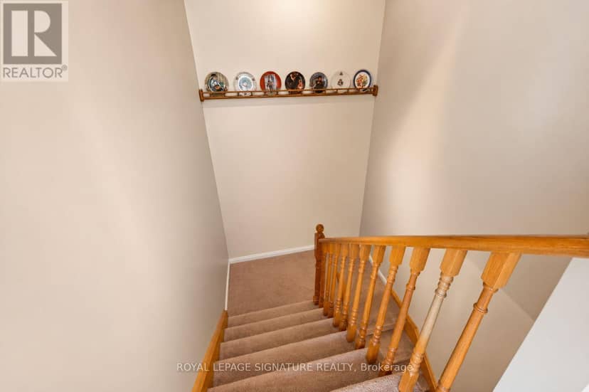 9 Huron Court — photo 33 of 40