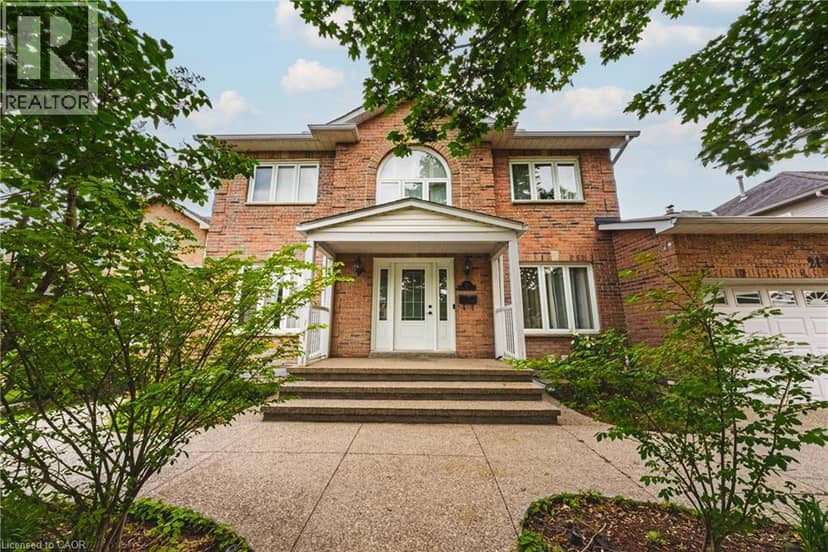 21 MOSS Boulevard, Dundas