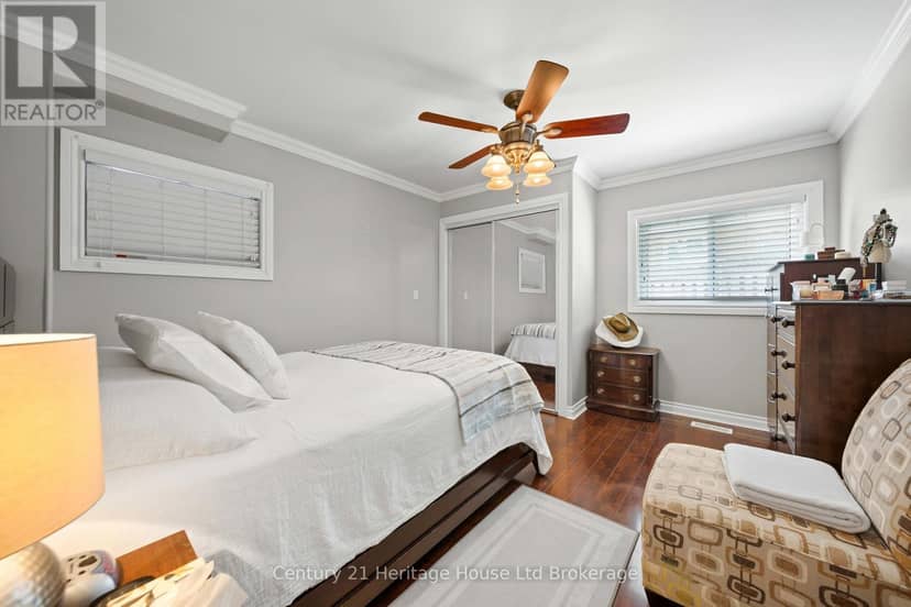 462 Rivercrest Drive — photo 13 of 40