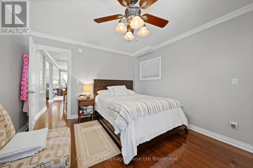 462 Rivercrest Drive — photo 14 of 40
