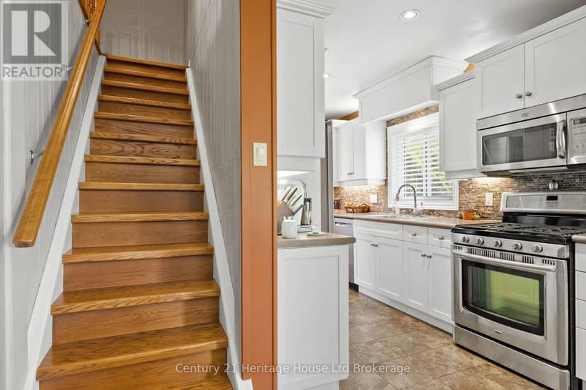 462 Rivercrest Drive — photo 17 of 40