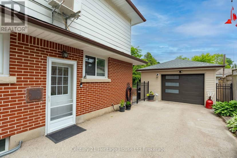 462 Rivercrest Drive — photo 33 of 40