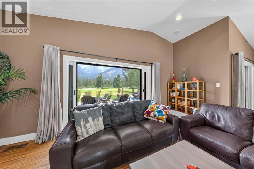 5210 Riverside Drive, Fairmont Hot Springs, photo 7