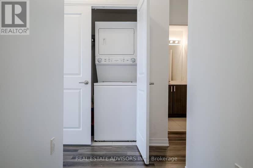 203 - 65 Shipway Avenue — photo 14 of 20